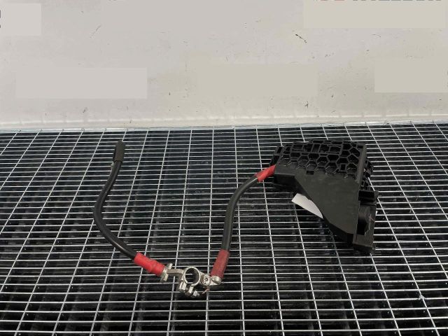 bontott AUDI A8 Akkumulátor Saru