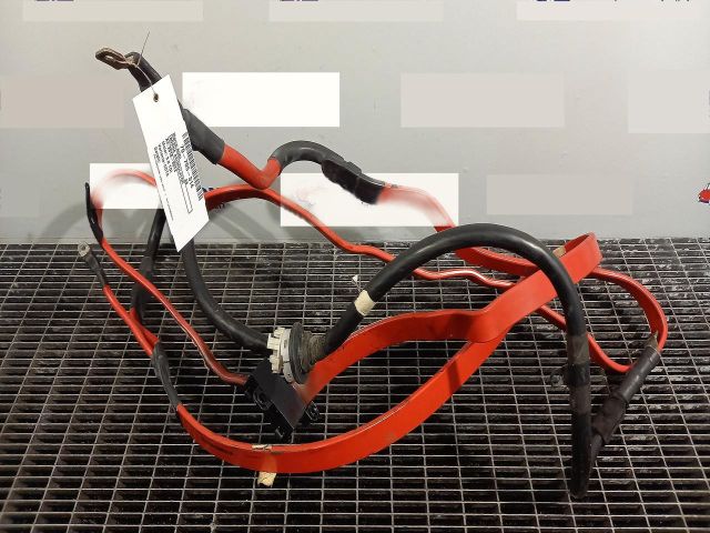 bontott AUDI A8 Akkumulátor Saru