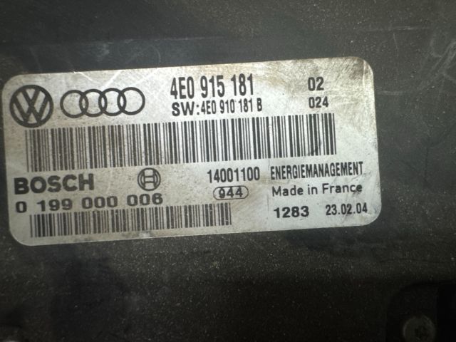 bontott AUDI A8 Akkumulátor Vezérlő Panel