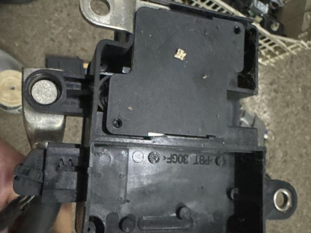 bontott AUDI A8 Akkumulátor Vezérlő Panel