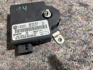 bontott AUDI A8 Akkumulátor Vezérlő Panel