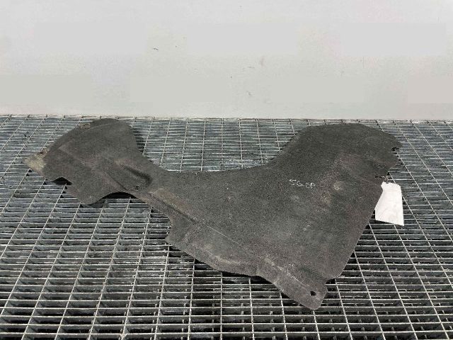 bontott AUDI A8 Alsó Motorburkolat