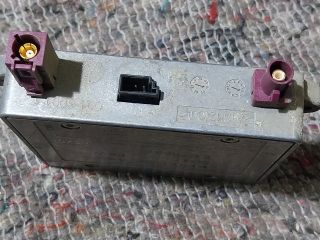 bontott AUDI A8 Antenna Erősítő