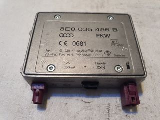 bontott AUDI A8 Antenna Erősítő