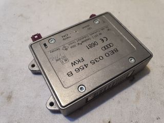 bontott AUDI A8 Antenna Erősítő