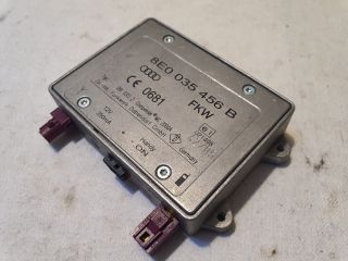 bontott AUDI A8 Antenna Erősítő