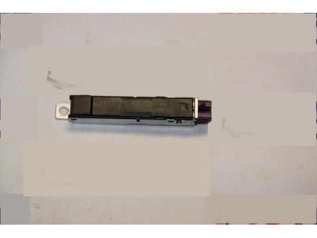 bontott AUDI A8 Antenna Erősítő