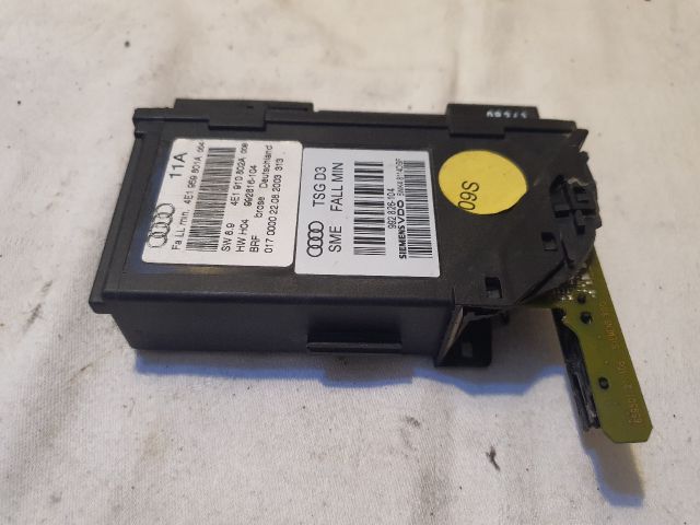 bontott AUDI A8 Bal első Ablakemelő Elektronika