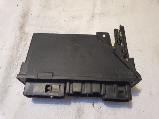 bontott AUDI A8 Bal első Ablakemelő Elektronika