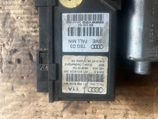 bontott AUDI A8 Bal első Ablakemelő Motor