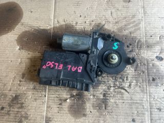 bontott AUDI A8 Bal első Ablakemelő Motor