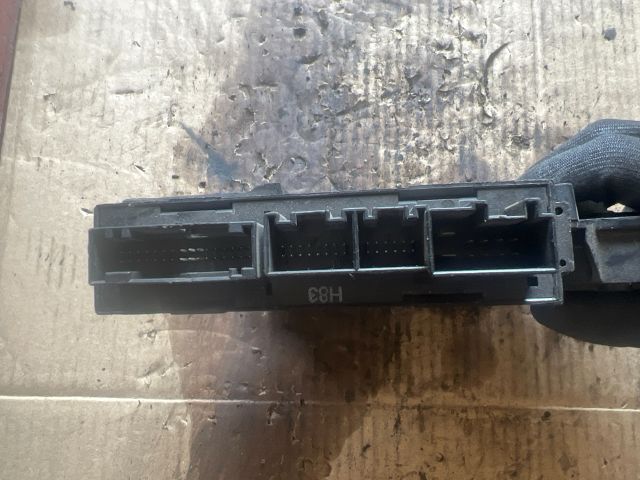 bontott AUDI A8 Bal első Ablakemelő Motor