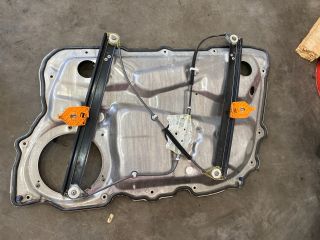 bontott AUDI A8 Bal első Ablakemelő Szerkezet (Elektromos)