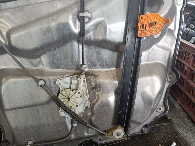 bontott AUDI A8 Bal első Ablakemelő Szerkezet (Elektromos)