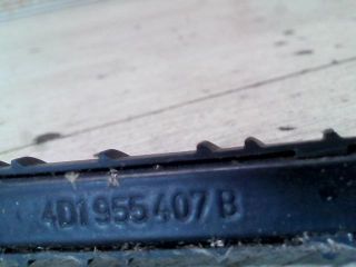 bontott AUDI A8 Bal első Ablaktörlő Kar