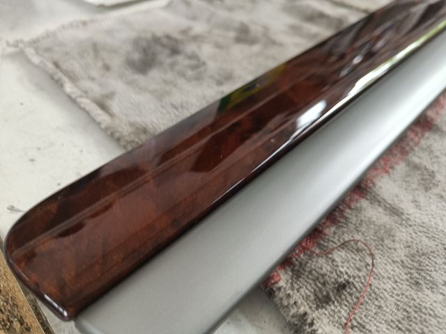 bontott AUDI A8 Bal első Ajtó Díszléc