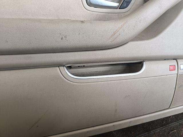 bontott AUDI A8 Bal első Ajtó Kárpit