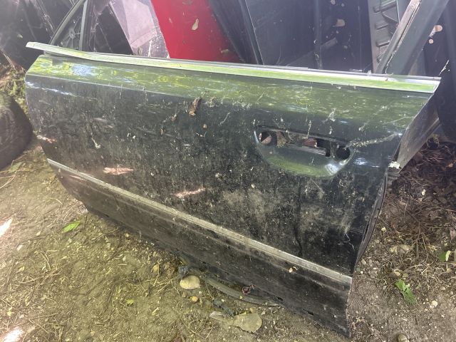 bontott AUDI A8 Bal első Ajtó (Üres lemez)
