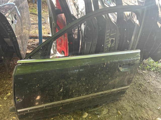 bontott AUDI A8 Bal első Ajtó (Üres lemez)