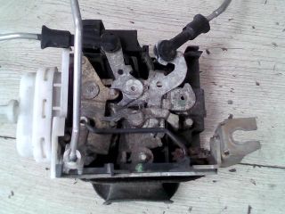 bontott AUDI A8 Bal első Ajtózár