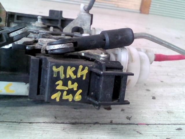 bontott AUDI A8 Bal első Ajtózár