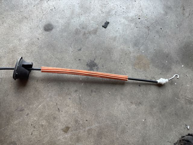 bontott AUDI A8 Bal első Ajtózár