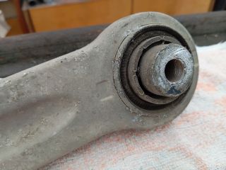 bontott AUDI A8 Bal első Alsó Első Lengőkar