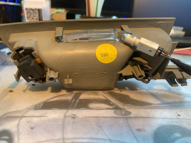 bontott AUDI A8 Bal első Belső Kilincs