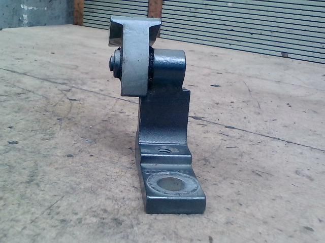 bontott AUDI A8 Bal első Felső Zsanér