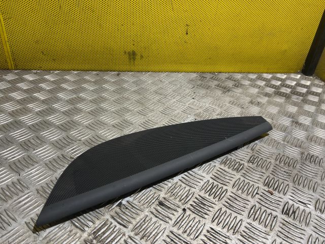 bontott AUDI A8 Bal első Hangszóró Burkolat