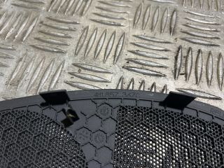 bontott AUDI A8 Bal első Hangszóró Burkolat