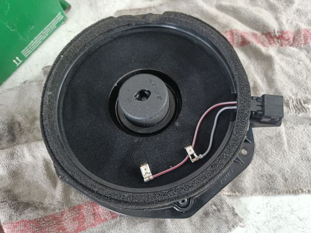 bontott AUDI A8 Bal első Hangszóró