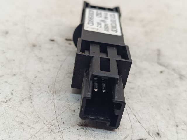 bontott AUDI A8 Bal első Oldal Ütközés Érzékelő