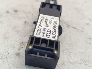 bontott AUDI A8 Bal első Oldal Ütközés Érzékelő