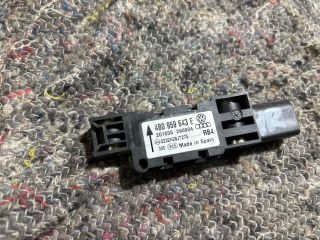 bontott AUDI A8 Bal első Oldal Ütközés Érzékelő