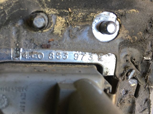 bontott AUDI A8 Bal első Sárvédő Irányjelző