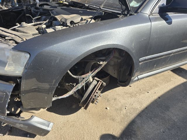 bontott AUDI A8 Bal első Sárvédő