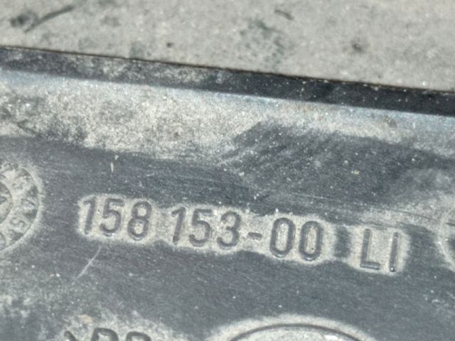 bontott AUDI A8 Bal Fényszóró