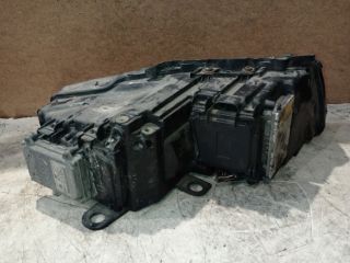 bontott AUDI A8 Bal Fényszóró