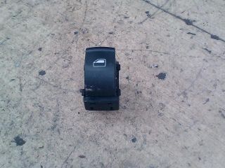 bontott AUDI A8 Bal hátsó Ablakemelő Kapcsoló