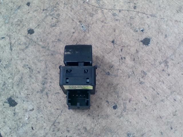 bontott AUDI A8 Bal hátsó Ablakemelő Kapcsoló