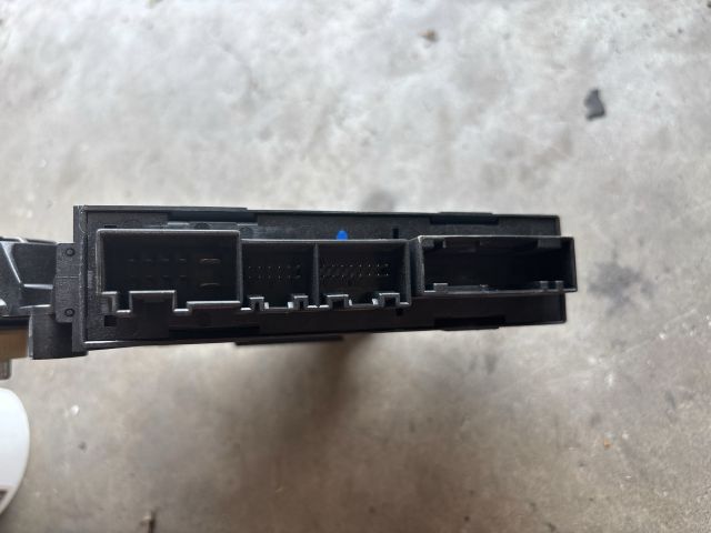 bontott AUDI A8 Bal hátsó Ablakemelő Motor