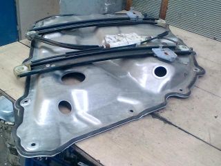 bontott AUDI A8 Bal hátsó Ablakemelő Szerkezet (Elektromos)