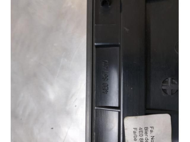 bontott AUDI A8 Bal hátsó Ajtó Díszléc