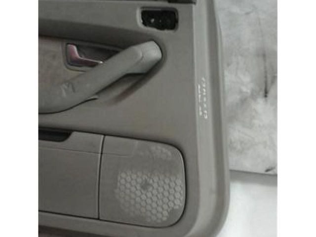 bontott AUDI A8 Bal hátsó Ajtó Kárpit