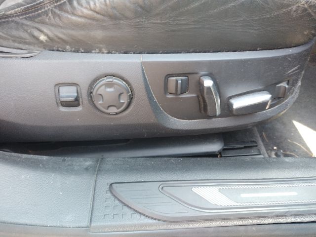 bontott AUDI A8 Bal hátsó Ajtó (Részeivel)