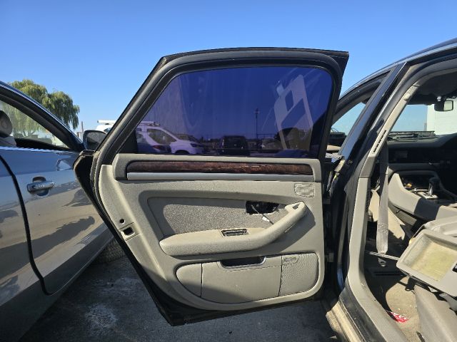 bontott AUDI A8 Bal hátsó Ajtó (Üres lemez)