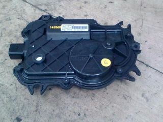 bontott AUDI A8 Bal hátsó Ajtózár Motor