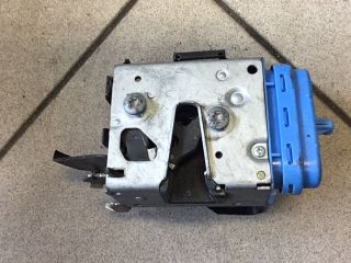 bontott AUDI A8 Bal hátsó Ajtózár