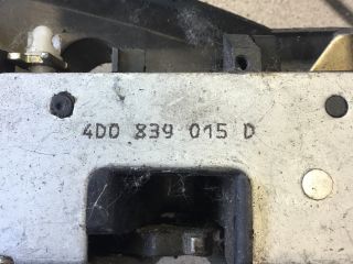 bontott AUDI A8 Bal hátsó Ajtózár